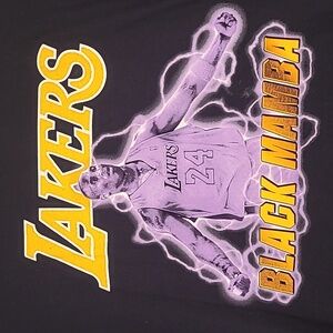 KOBE BRYANT x Majestic NBA Black Gold Purple Mens Sz L Short Sleeve T Shirt RARE